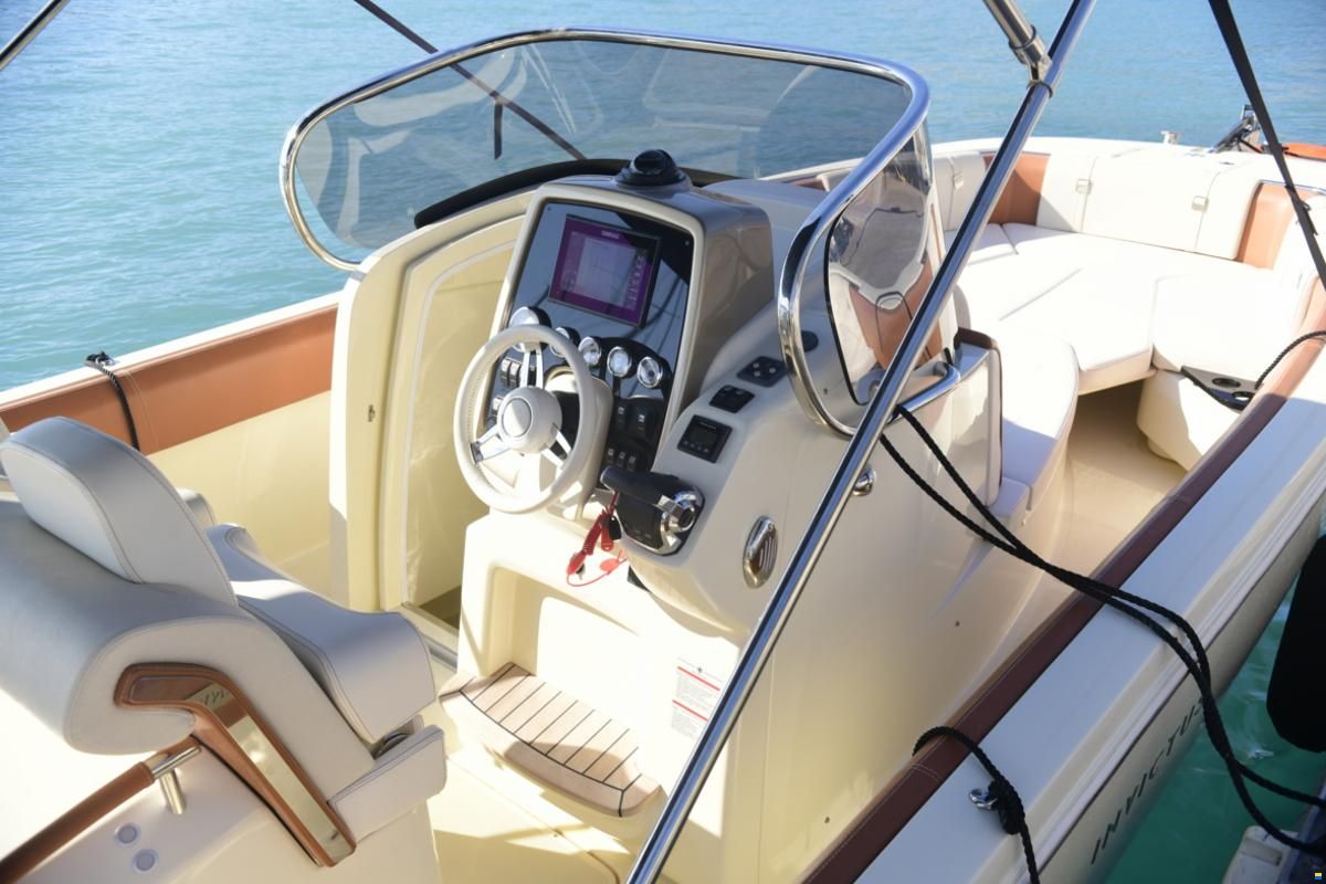 Invictus 280 SX Exclusive