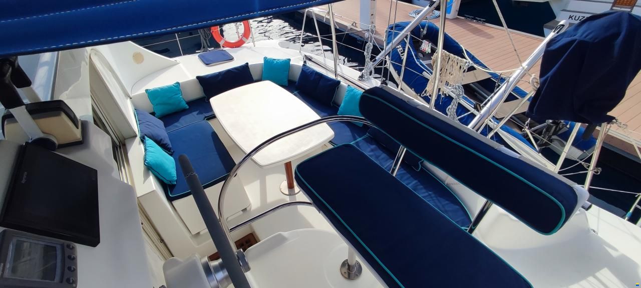 Lagoon 380 S2