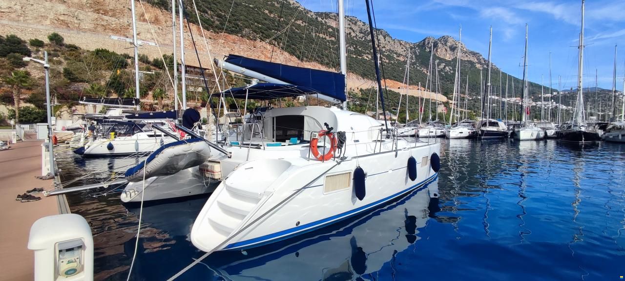 Lagoon 380 S2