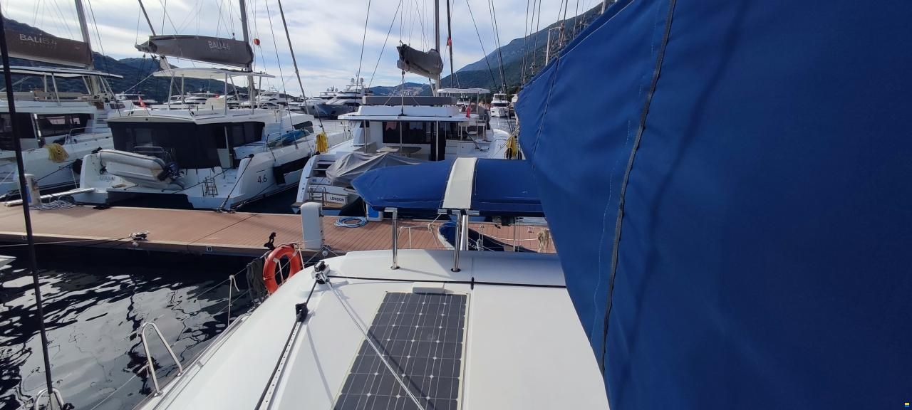 Lagoon 380 S2