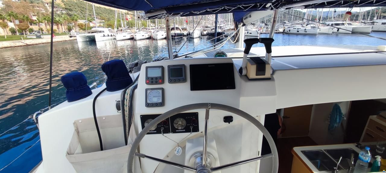 Lagoon 380 S2