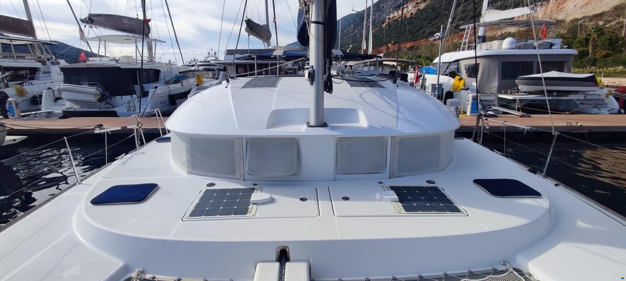 Lagoon 380 S2