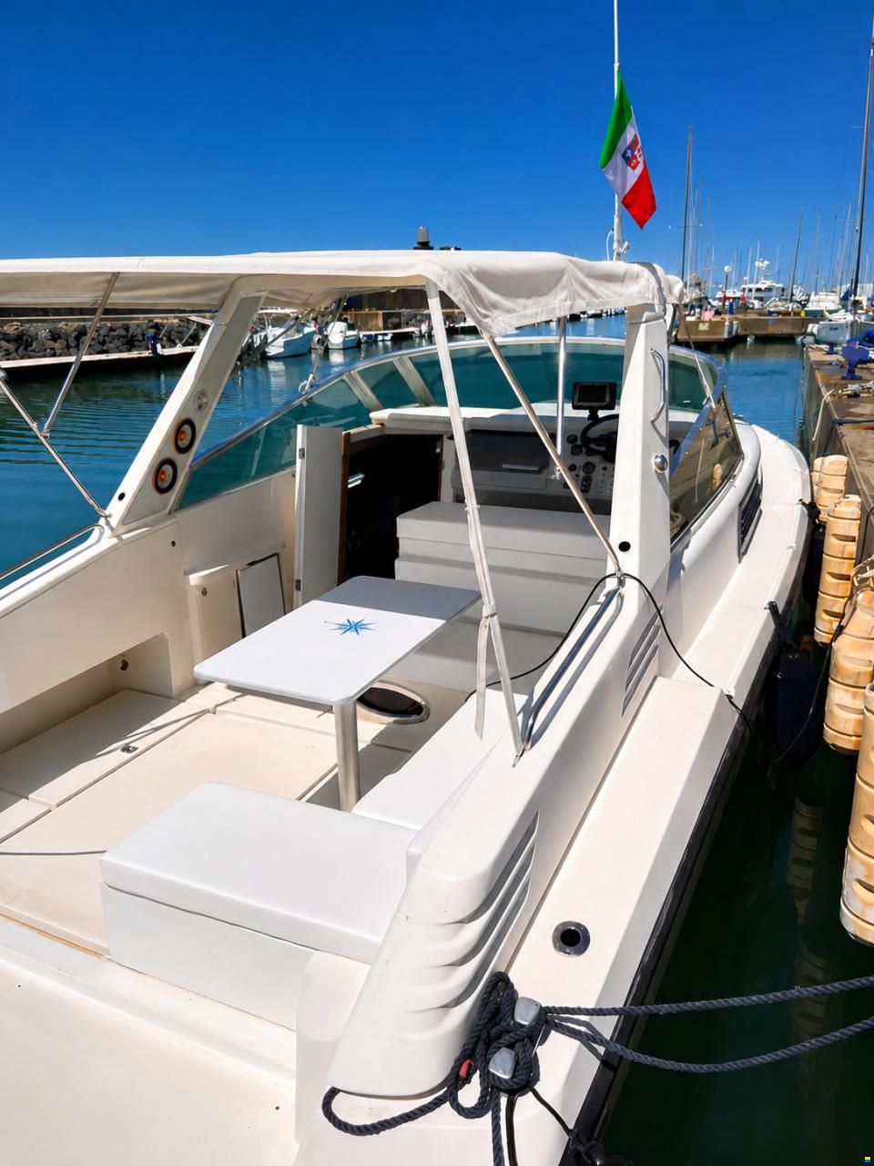 Rio 900 Cabin