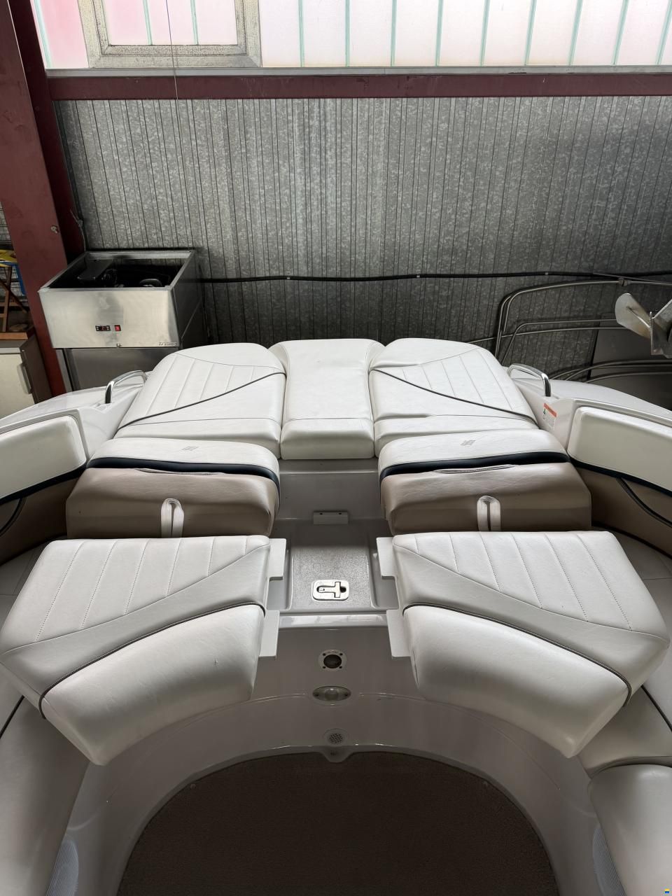 Four Winns 250 Horizon