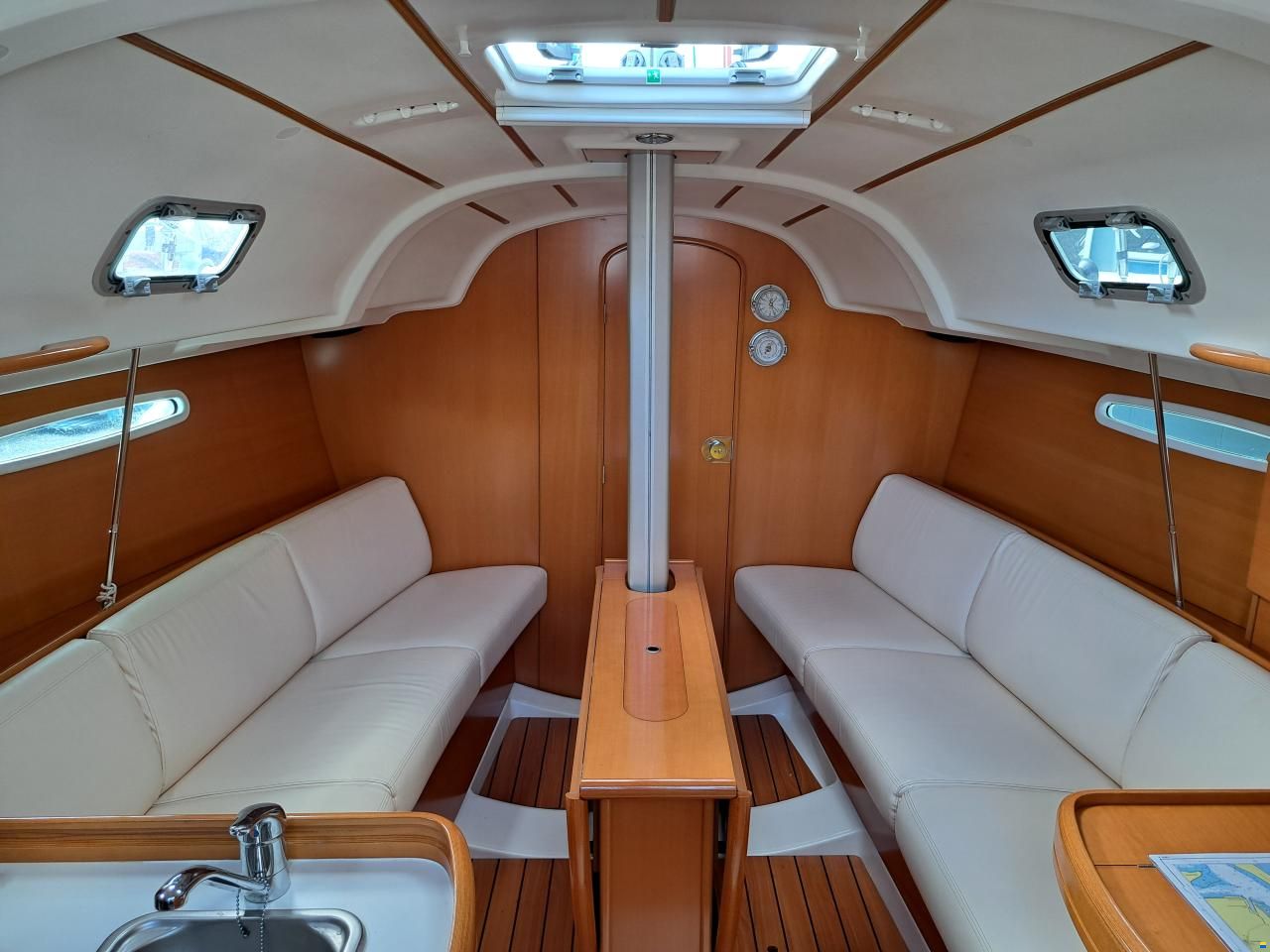 Beneteau First 31.7