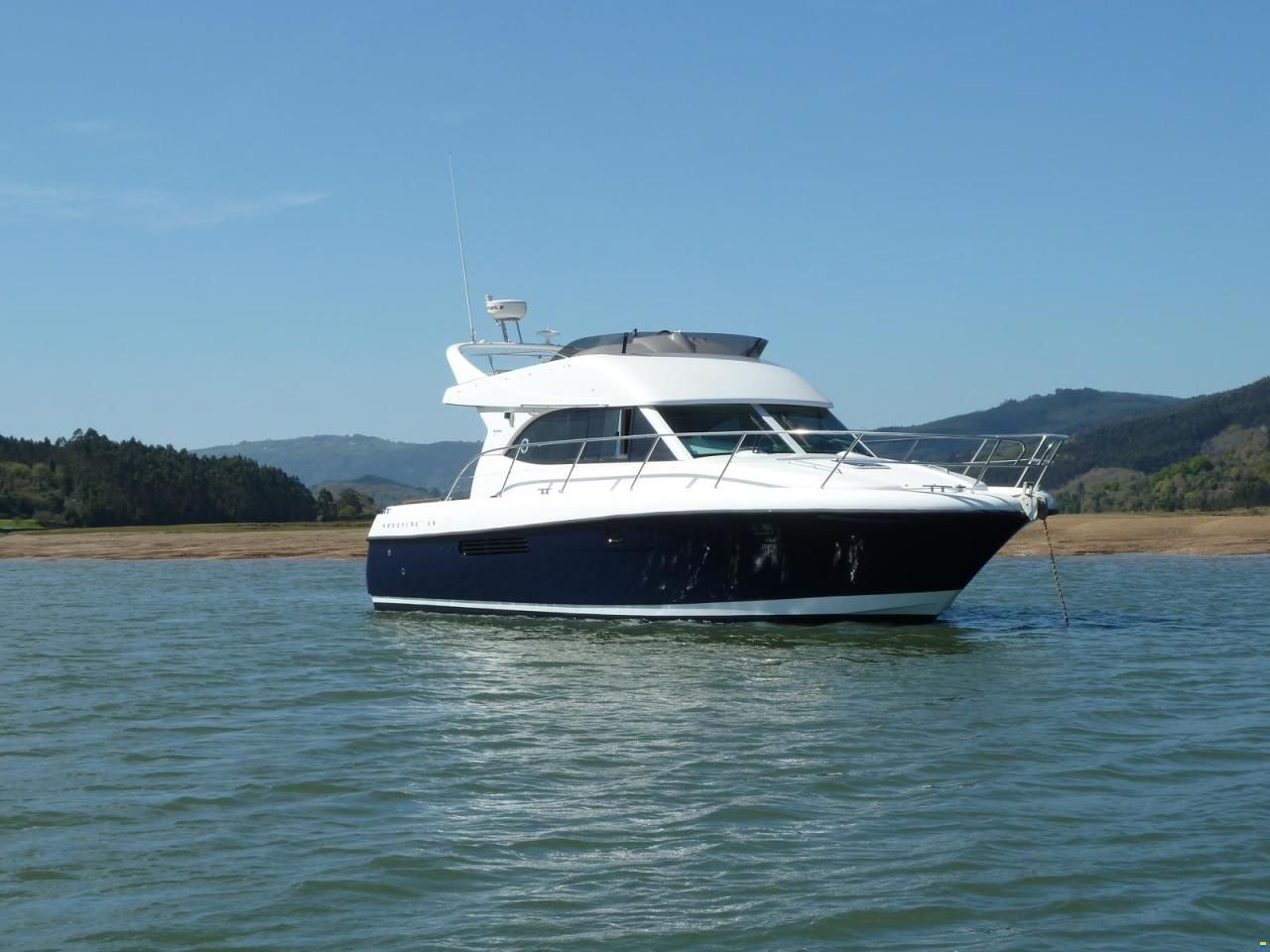 Prestige 36 Fly