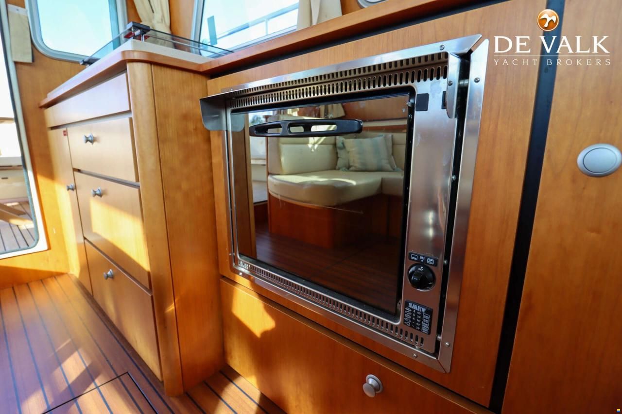 Linssen Grand Sturdy 33.9 Sedan