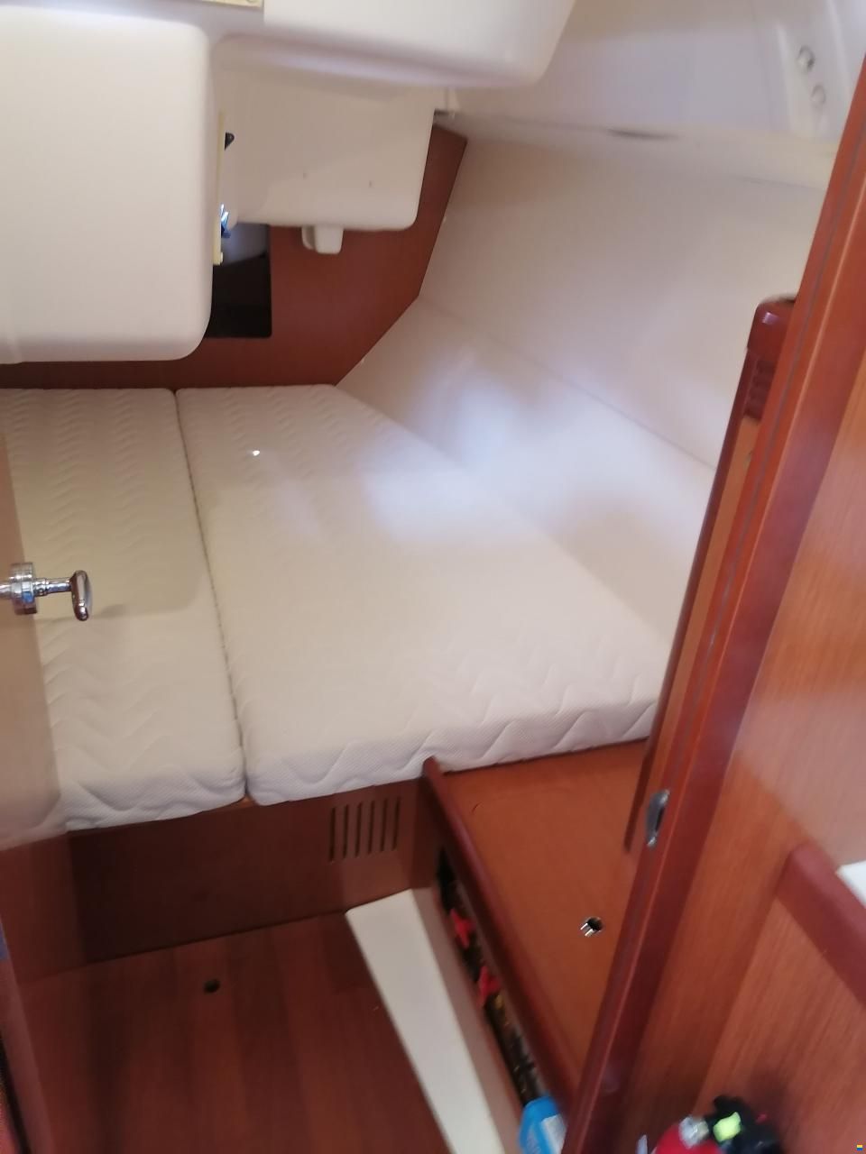 Beneteau Oceanis 37