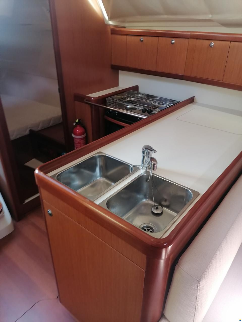 Beneteau Oceanis 37