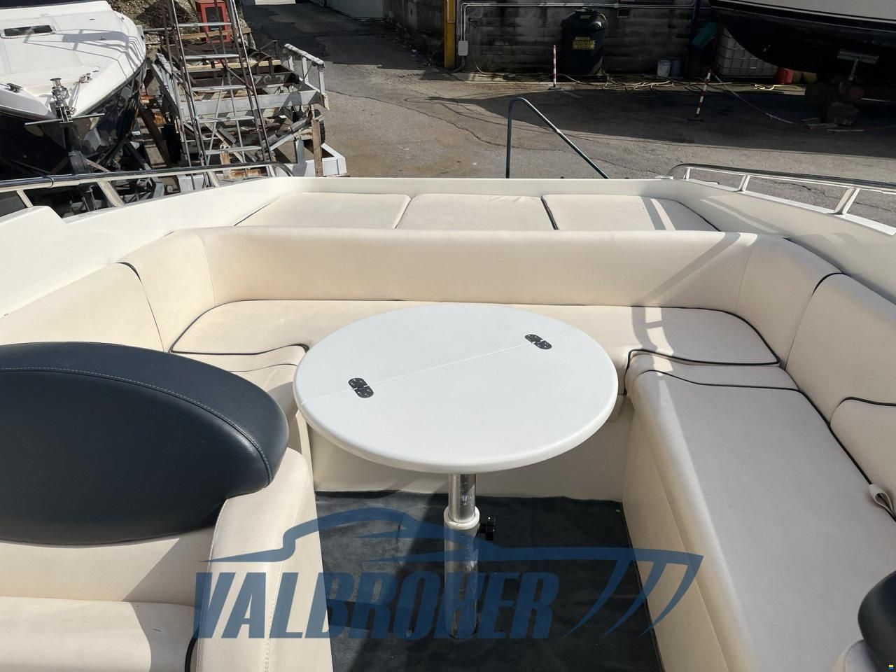 Performance Marine 907 Performance