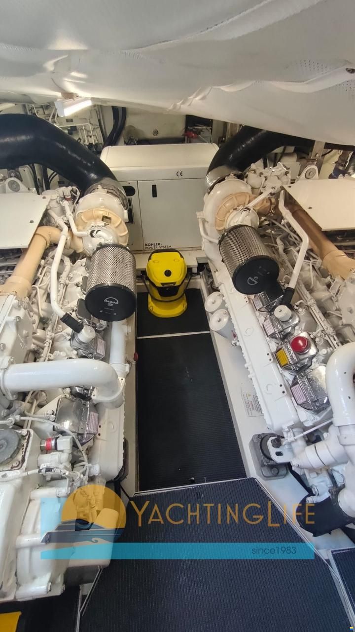 Pershing 56'