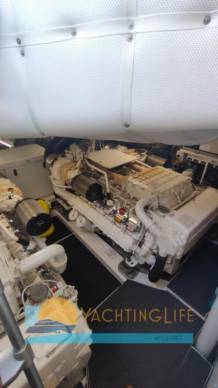 Pershing 56'