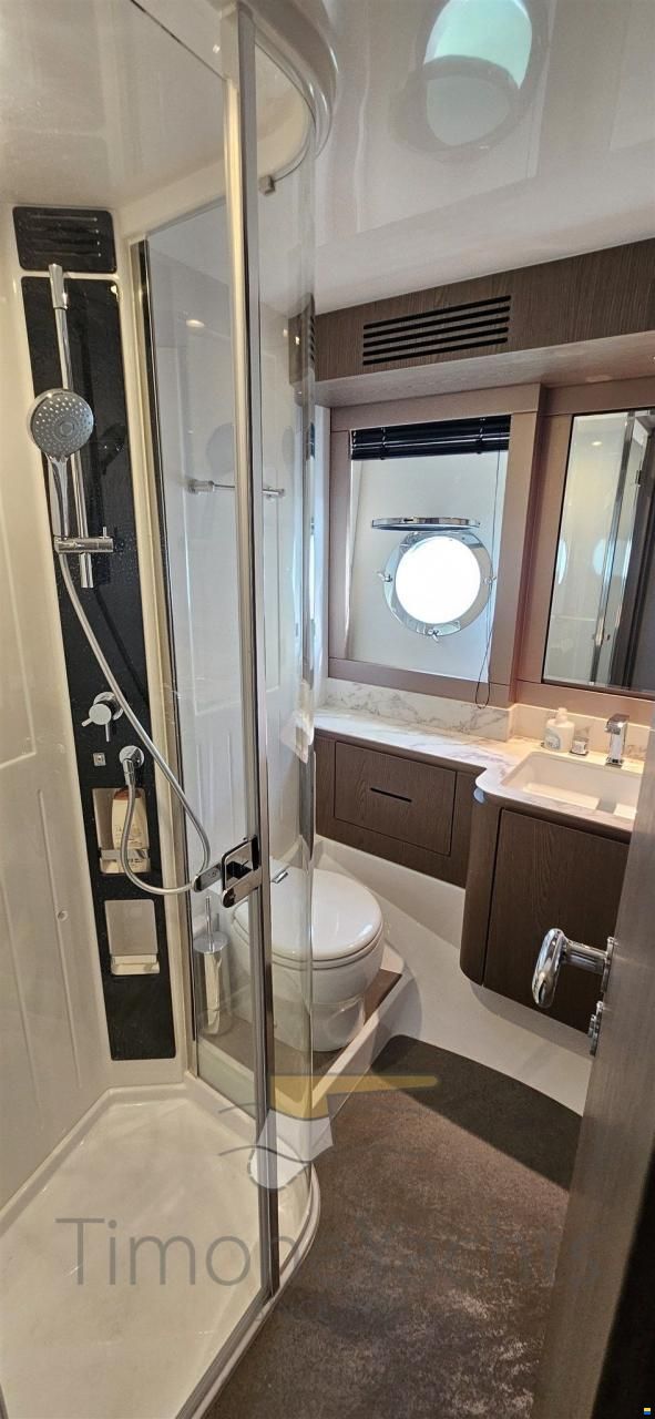 Azimut Magellano 66EVO