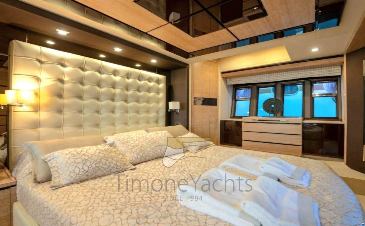 Azimut 70 Flybridge