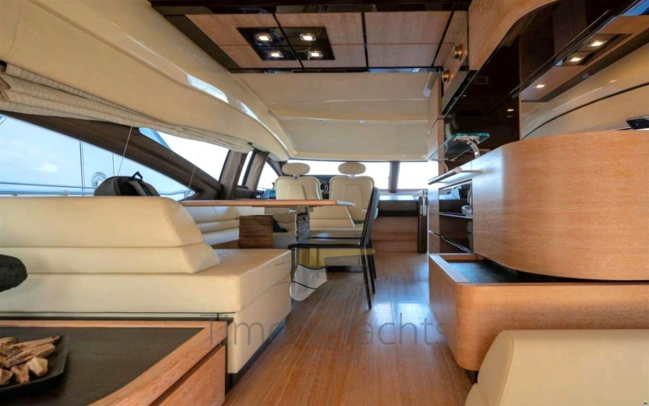 Azimut 70 Flybridge