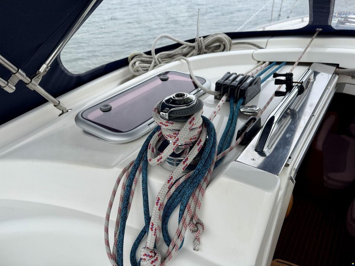 Bavaria 39