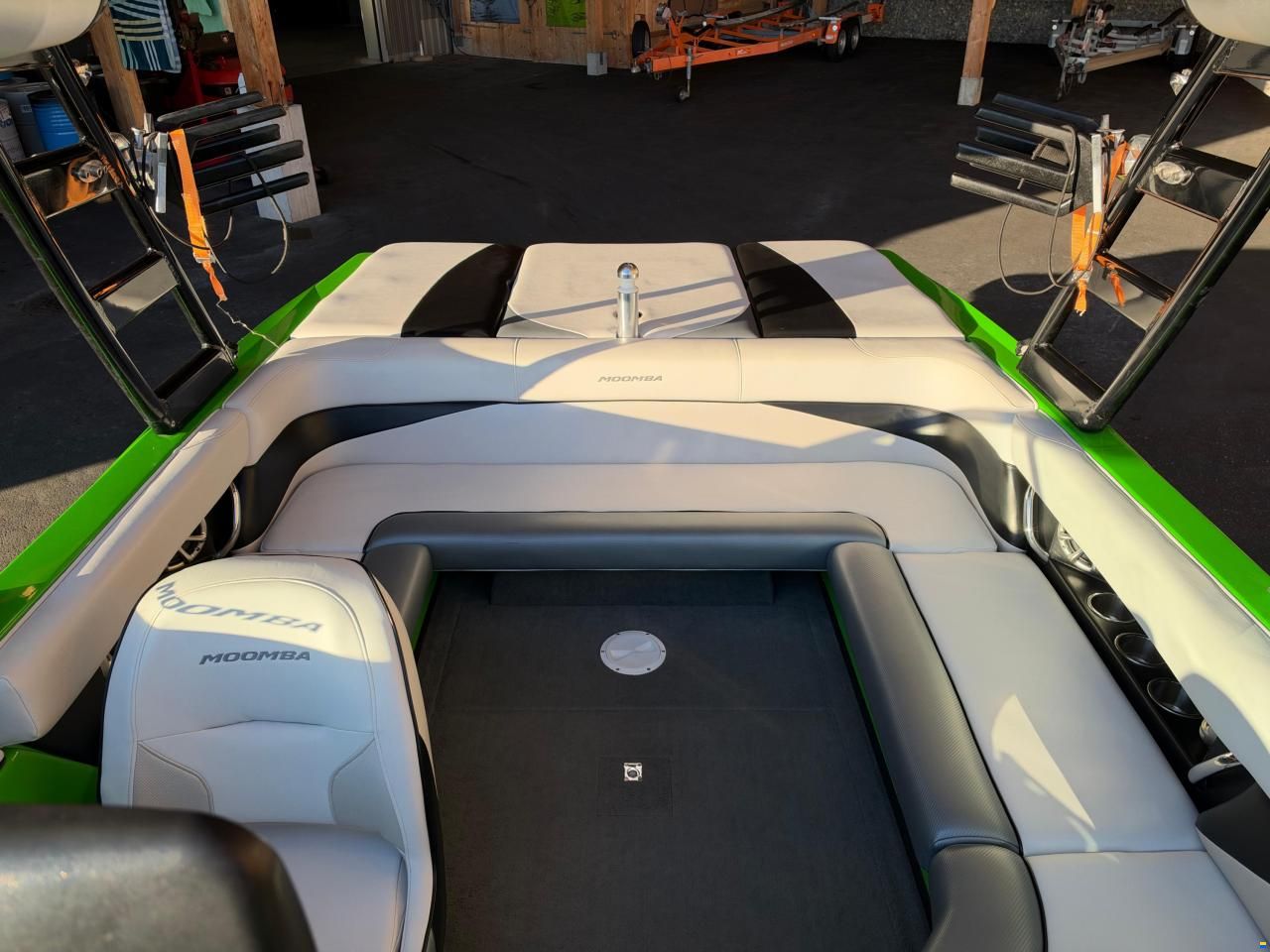 Moomba OUTBACK V