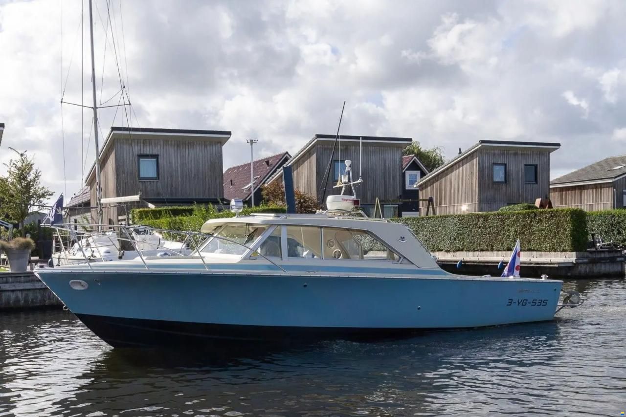 Bertram 26 HT