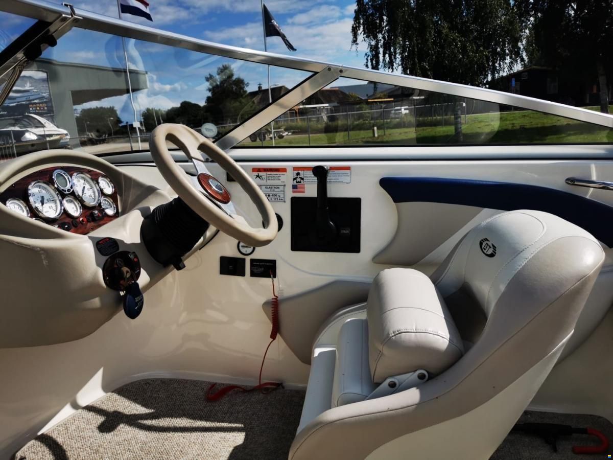 Glastron GT 185