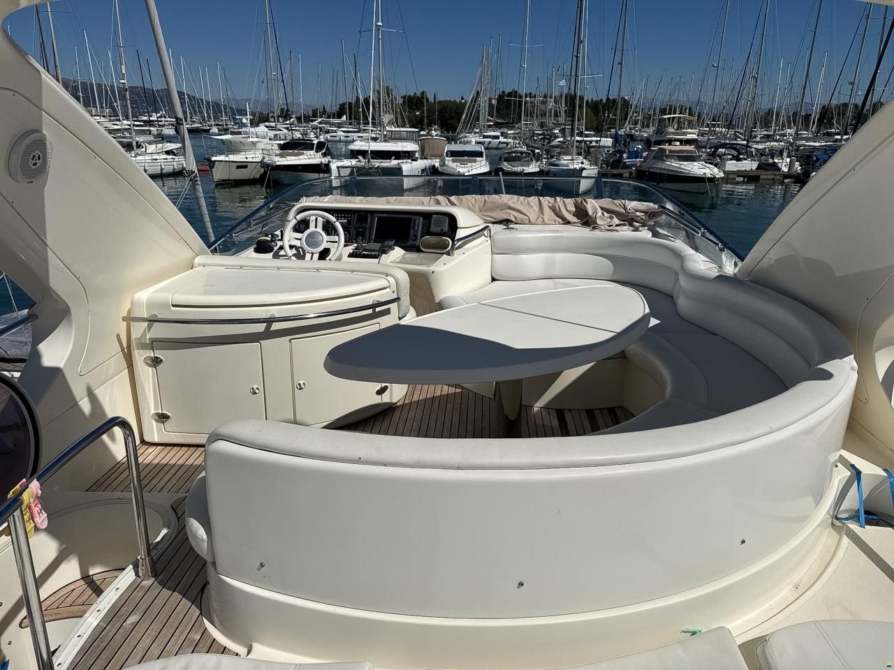 Azimut 55E