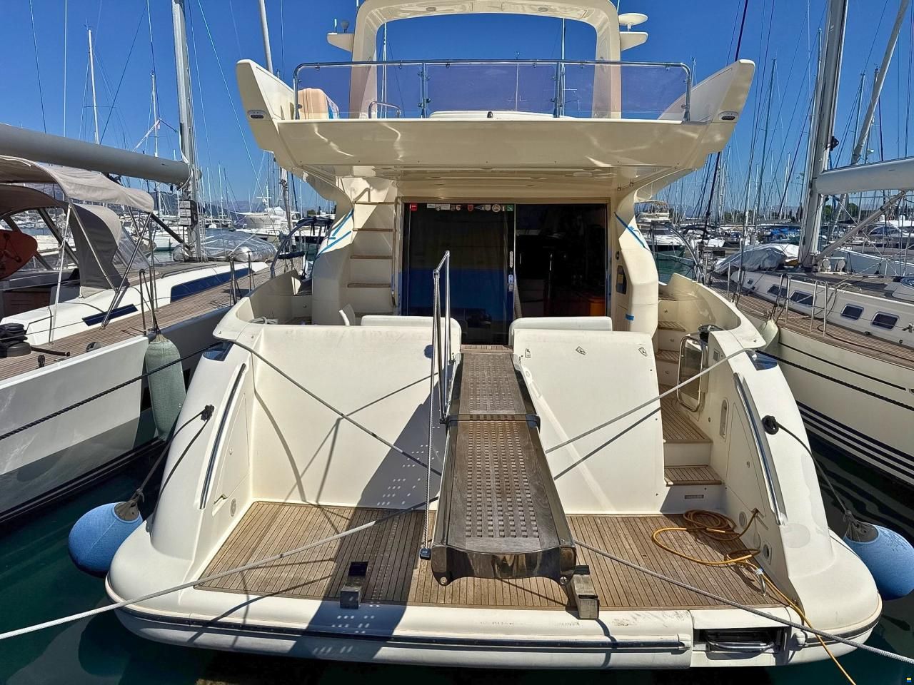 Azimut 55E