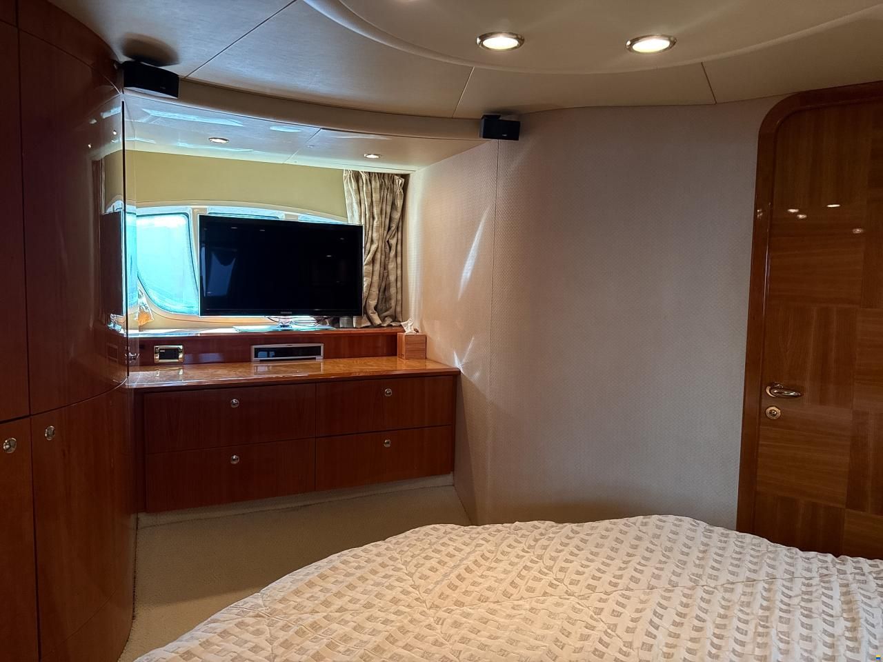 Azimut 55E
