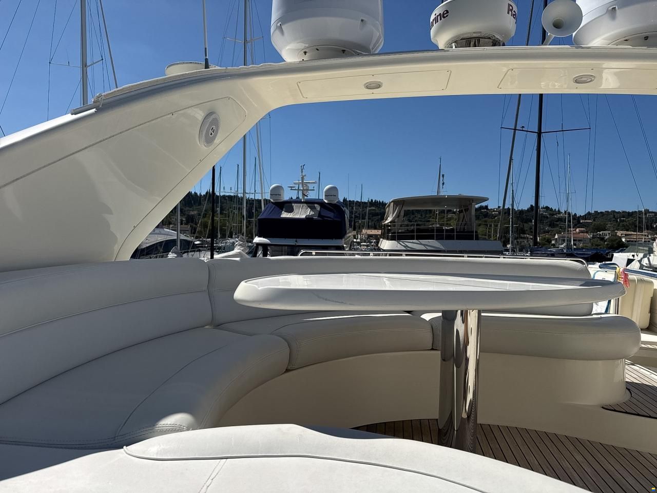 Azimut 55E