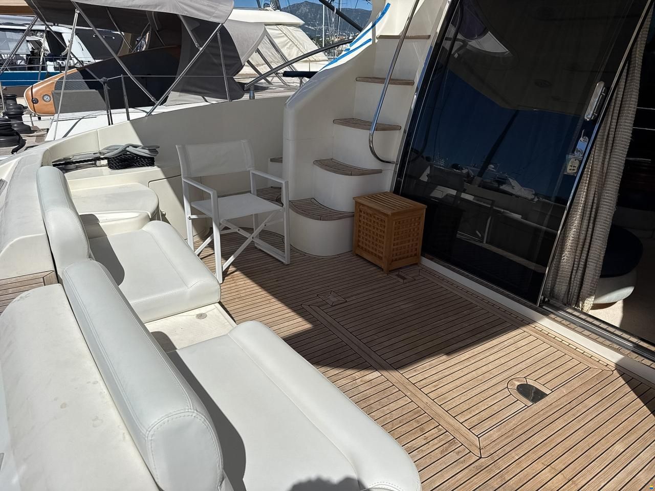 Azimut 55E