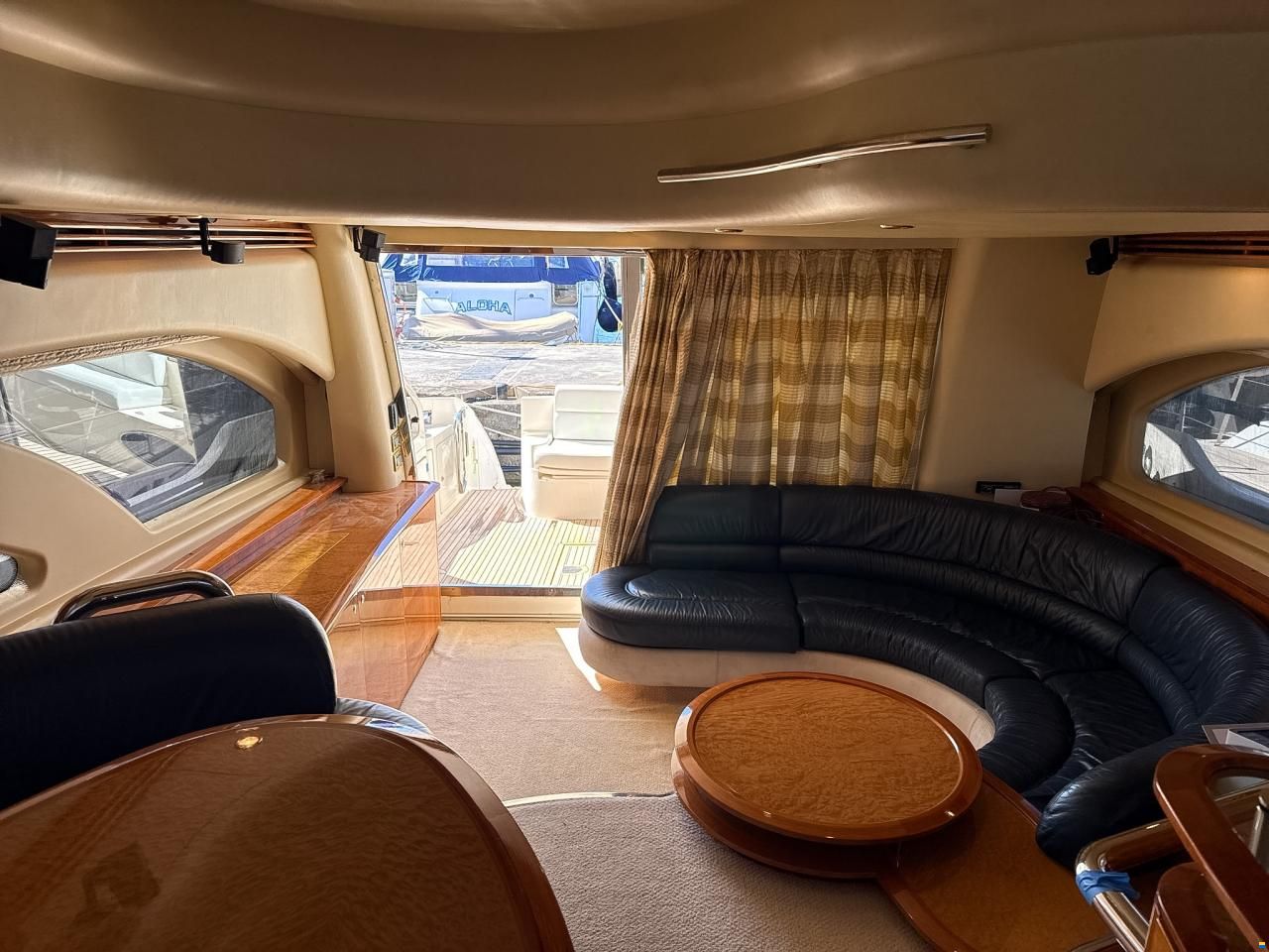 Azimut 55E