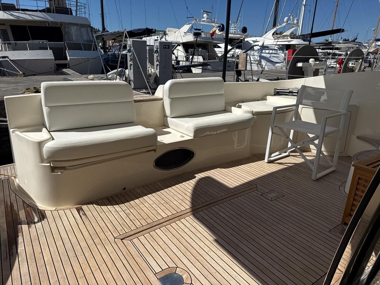 Azimut 55E