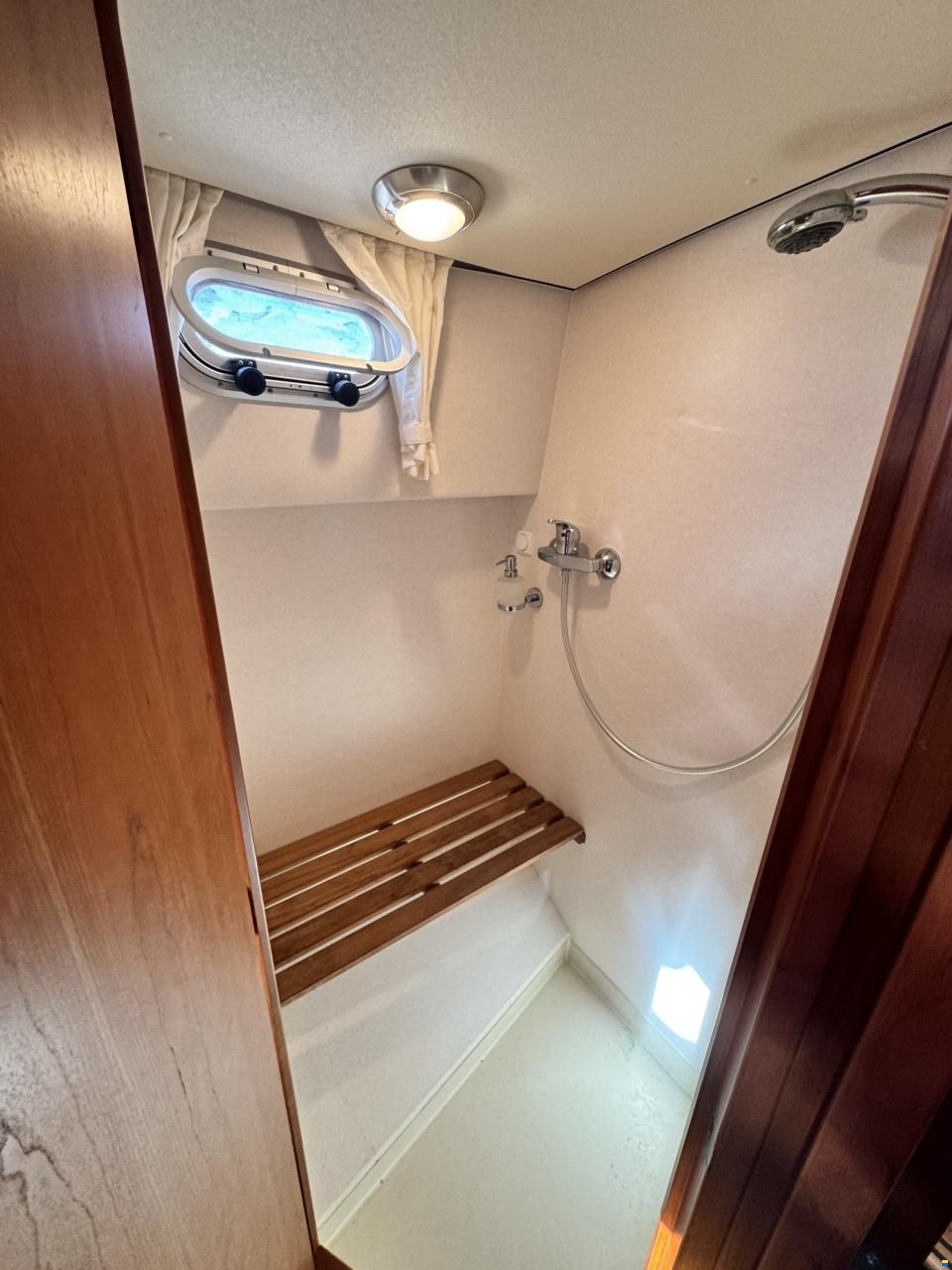 Linssen Grand Sturdy 29.9 AC