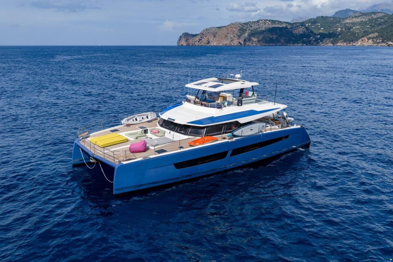 Fountaine-Pajot Power 67