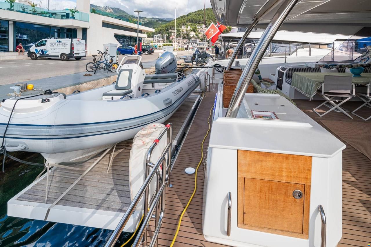 Fountaine-Pajot Power 67