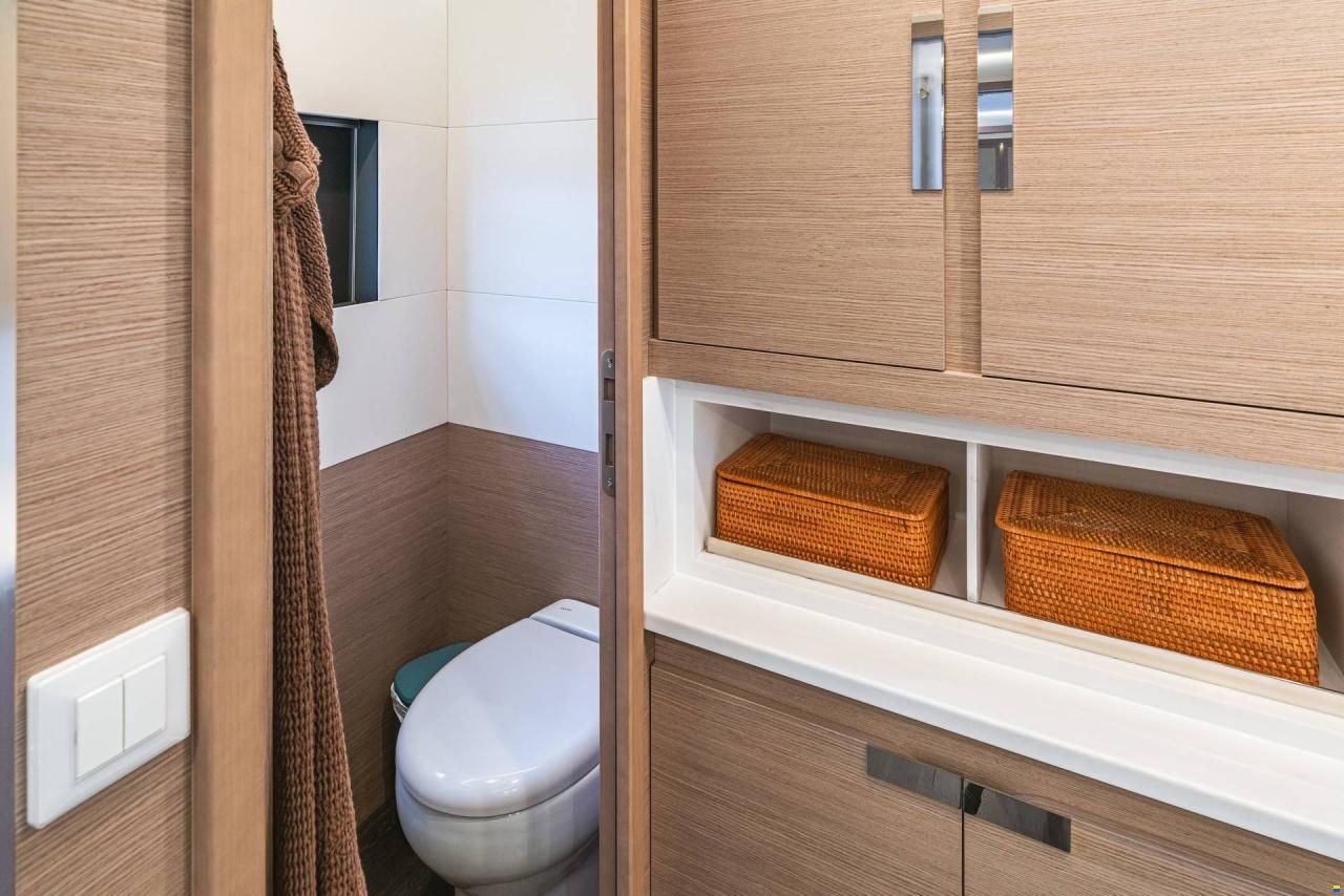 Fountaine-Pajot Power 67