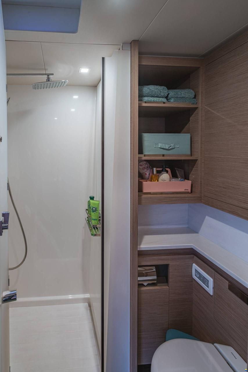 Fountaine-Pajot Power 67