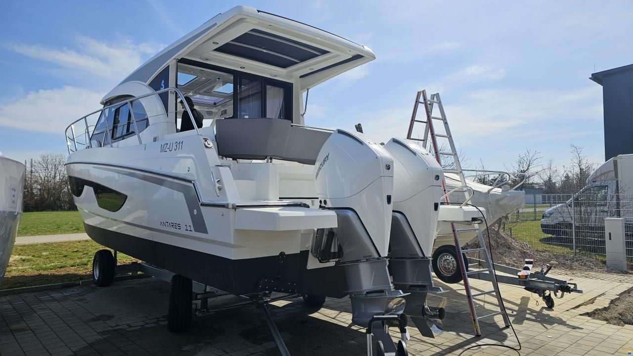 Beneteau Antares 11 OB Coupe