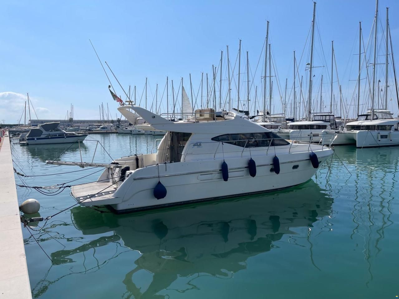 Azimut 40 Fly