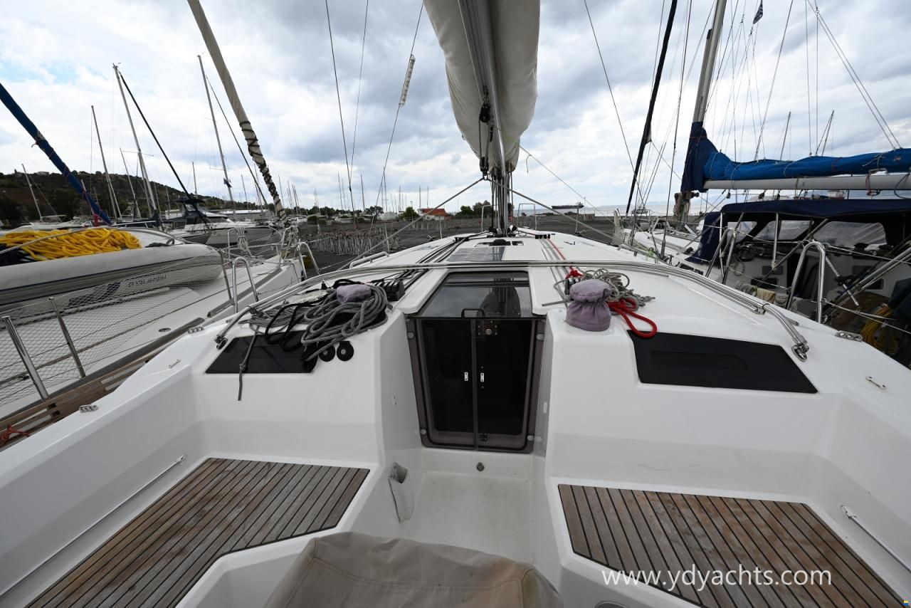 Beneteau Oceanis 40.1 Owner's Version