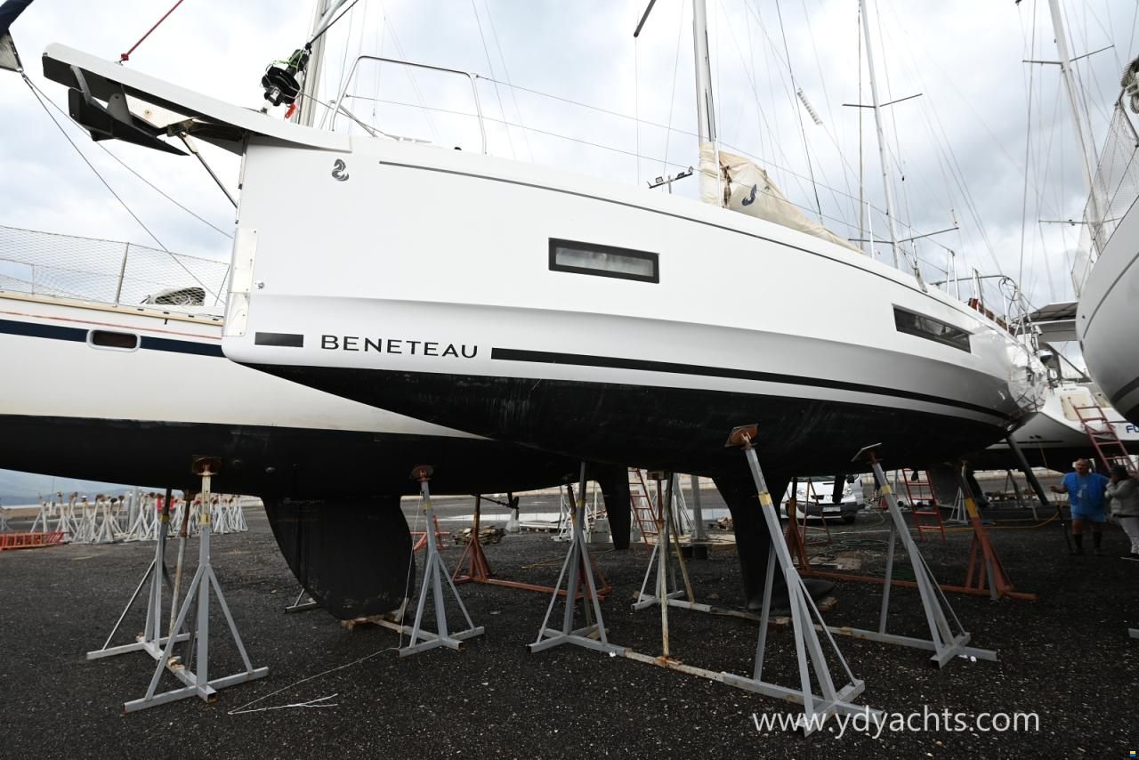 Beneteau Oceanis 40.1 Owner's Version