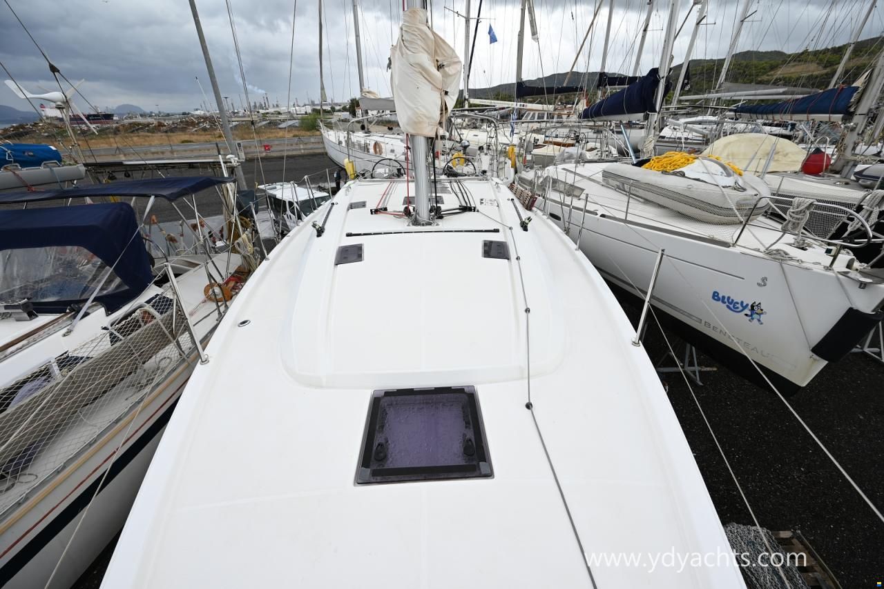 Beneteau Oceanis 40.1 Owner's Version