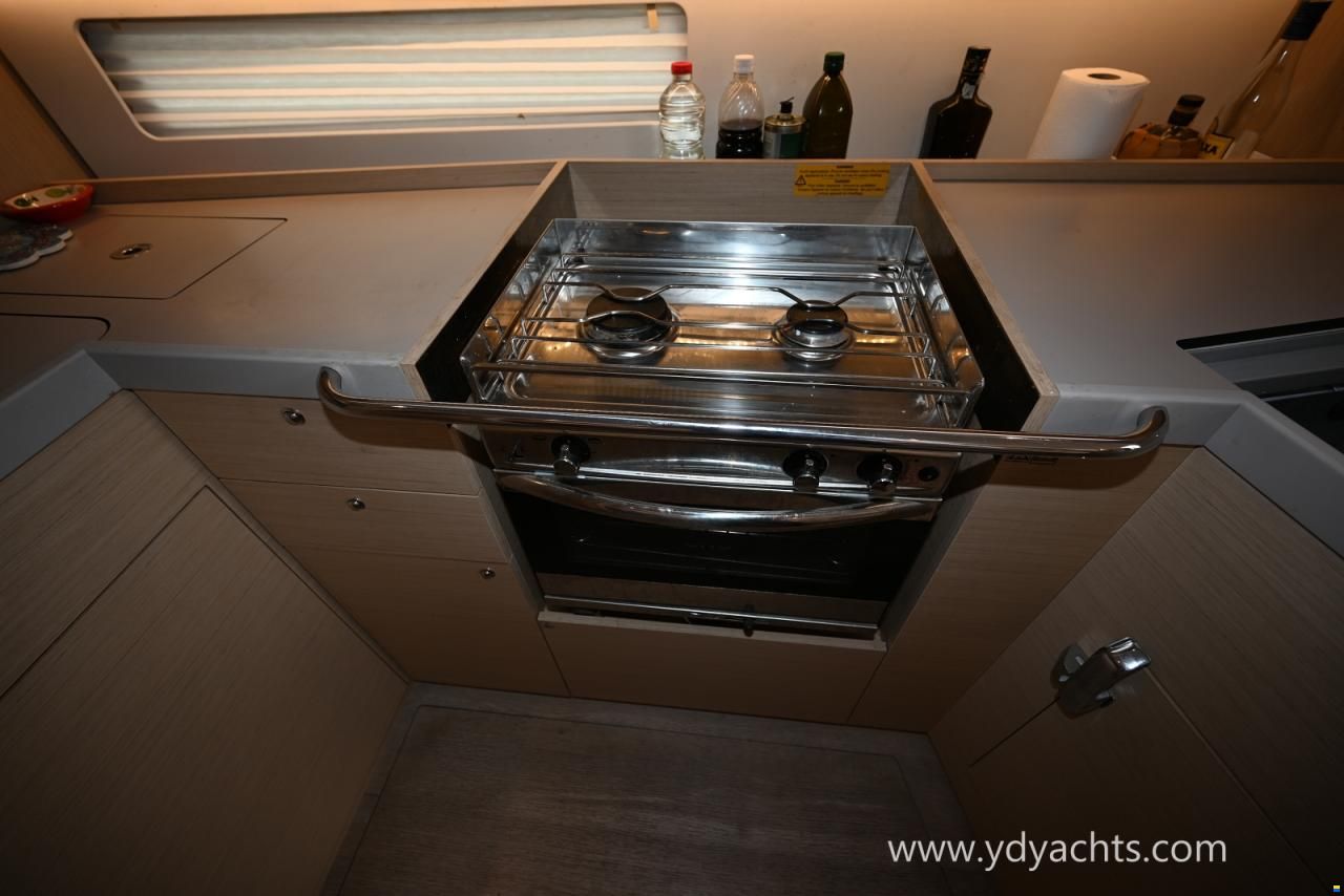 Beneteau Oceanis 40.1 Owner's Version