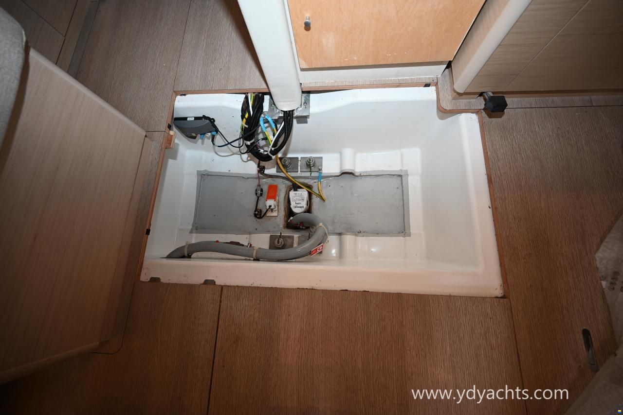 Beneteau Oceanis 40.1 Owner's Version
