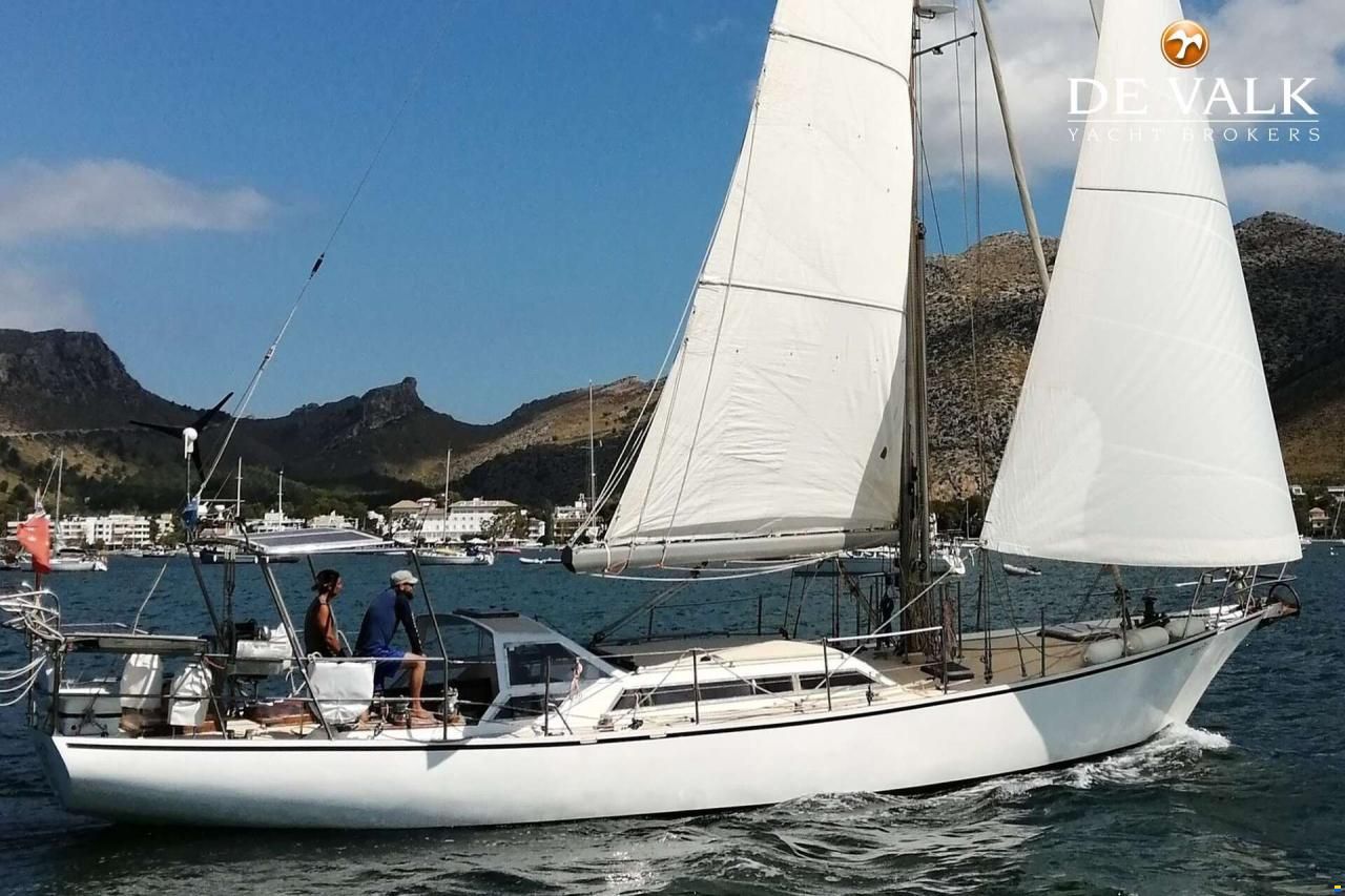 Brown Bluewater 49