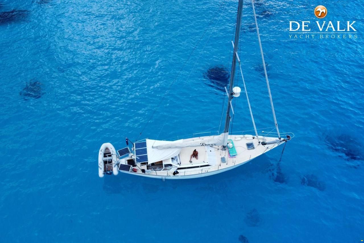 Brown Bluewater 49