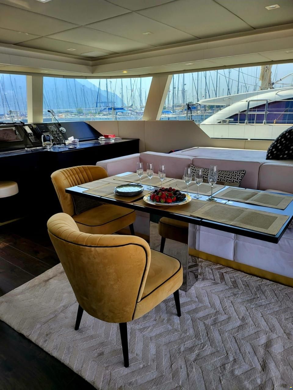 SunReef 50A Galley up Owner version