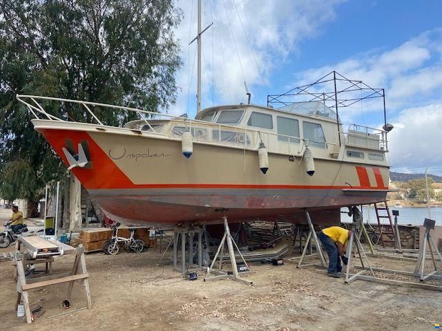 De Groot 35 steel motor cruiser
