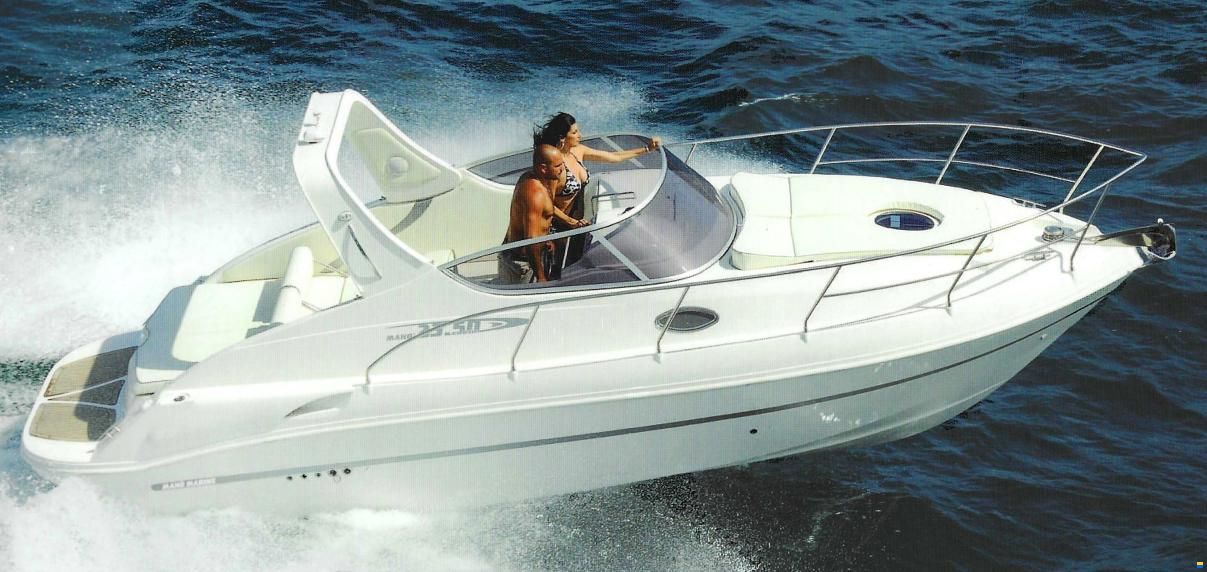 Man&ograve; 23.5 Cabin