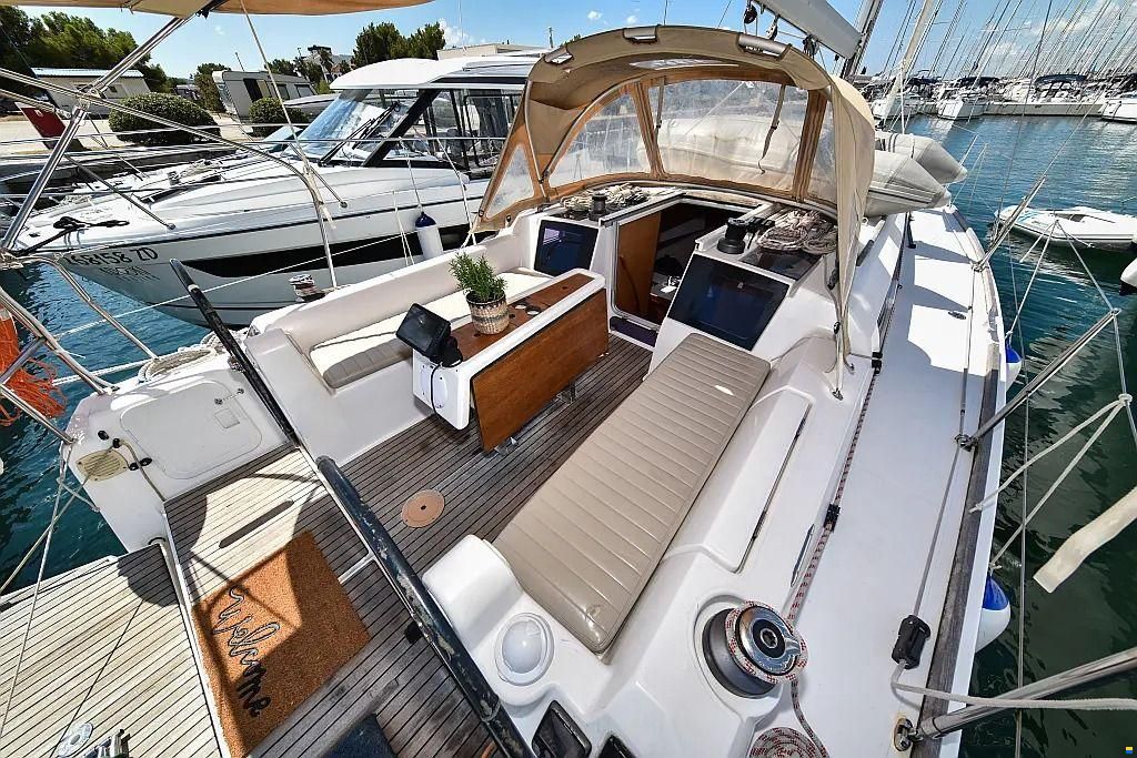 Dufour 350 Grand Large