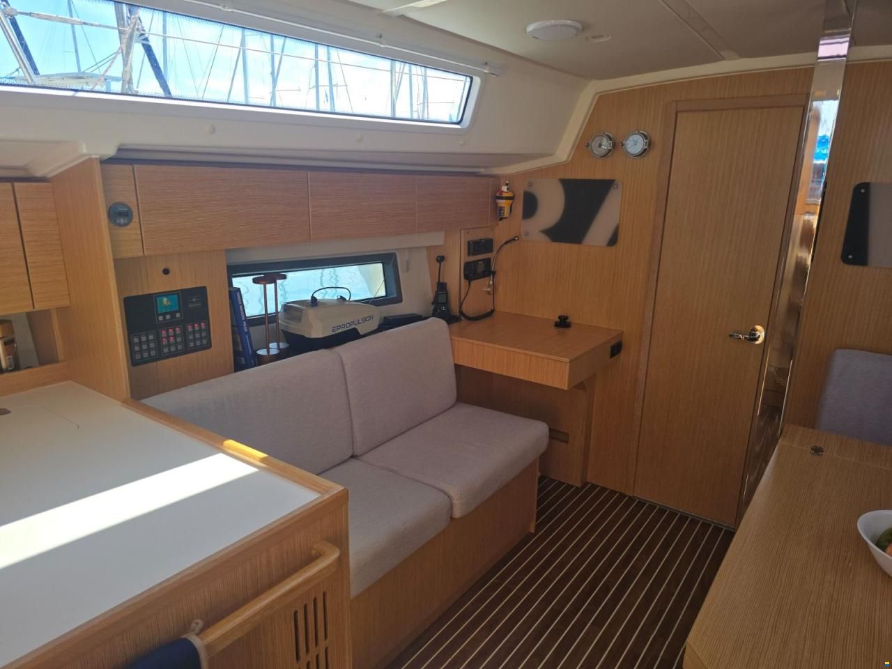 Bavaria C42