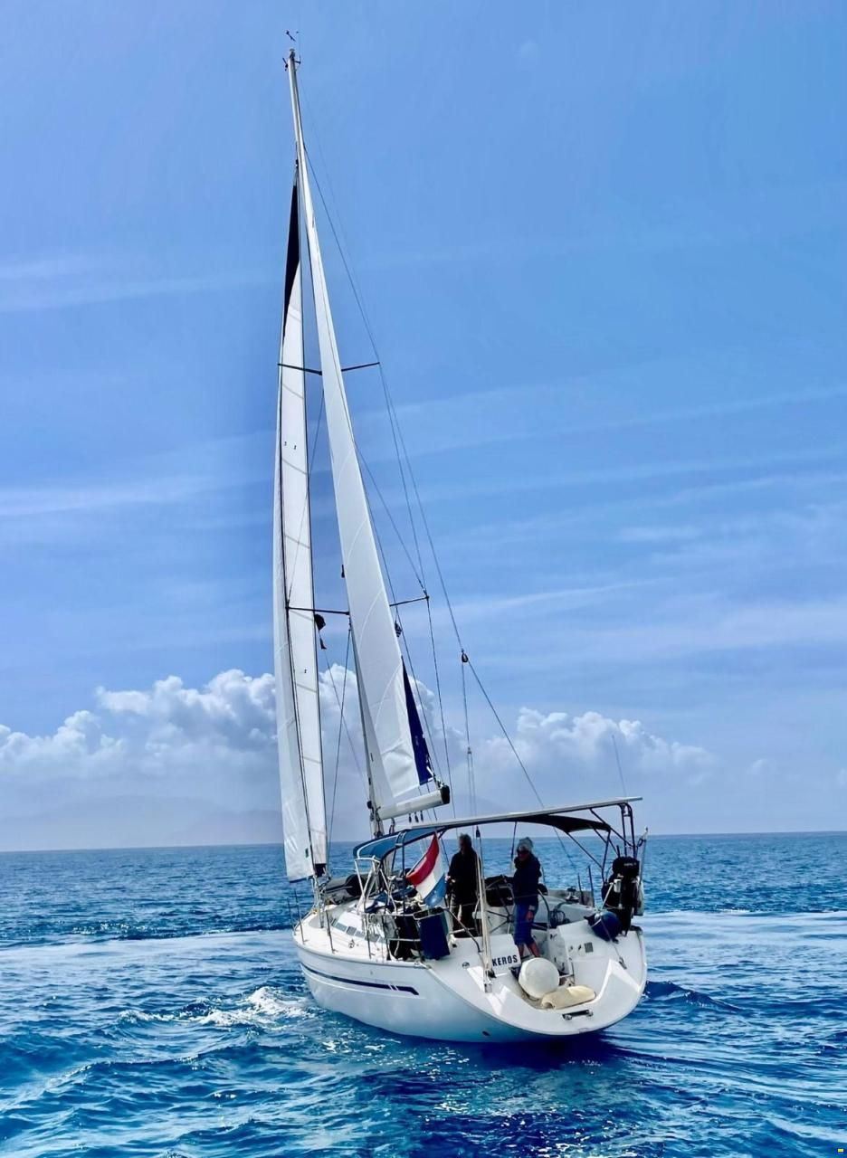 Bavaria 38